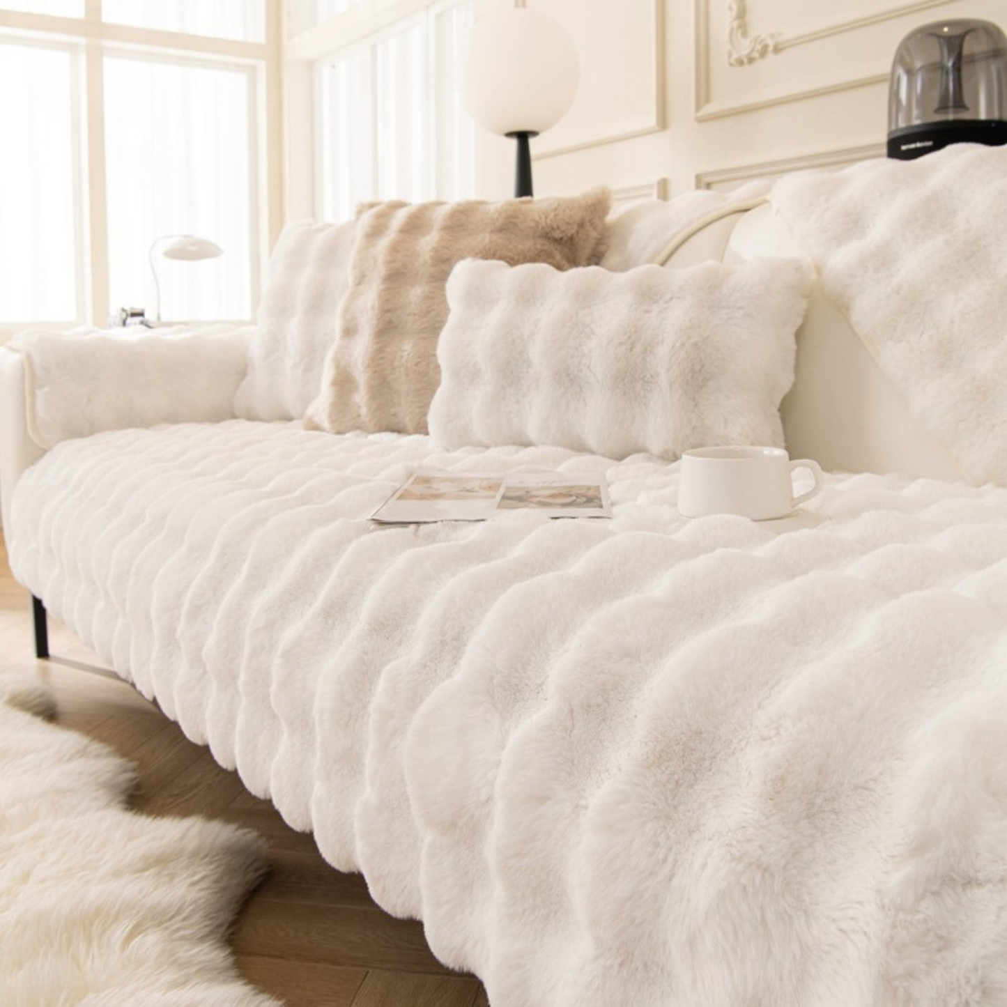 VelvraNest™ — Wrap Your Sofa in Irresistible Warmth and Unbreakable Pet Protection