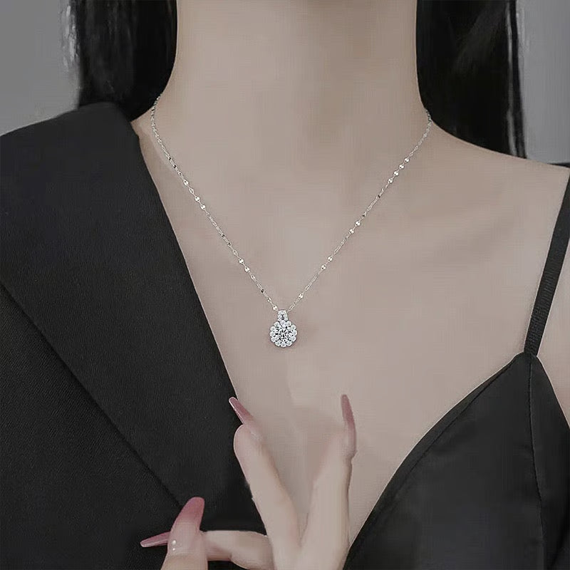 SolaraLuxe™ Necklace — Ignite Unstoppable Confidence with Every Sparkling Glance