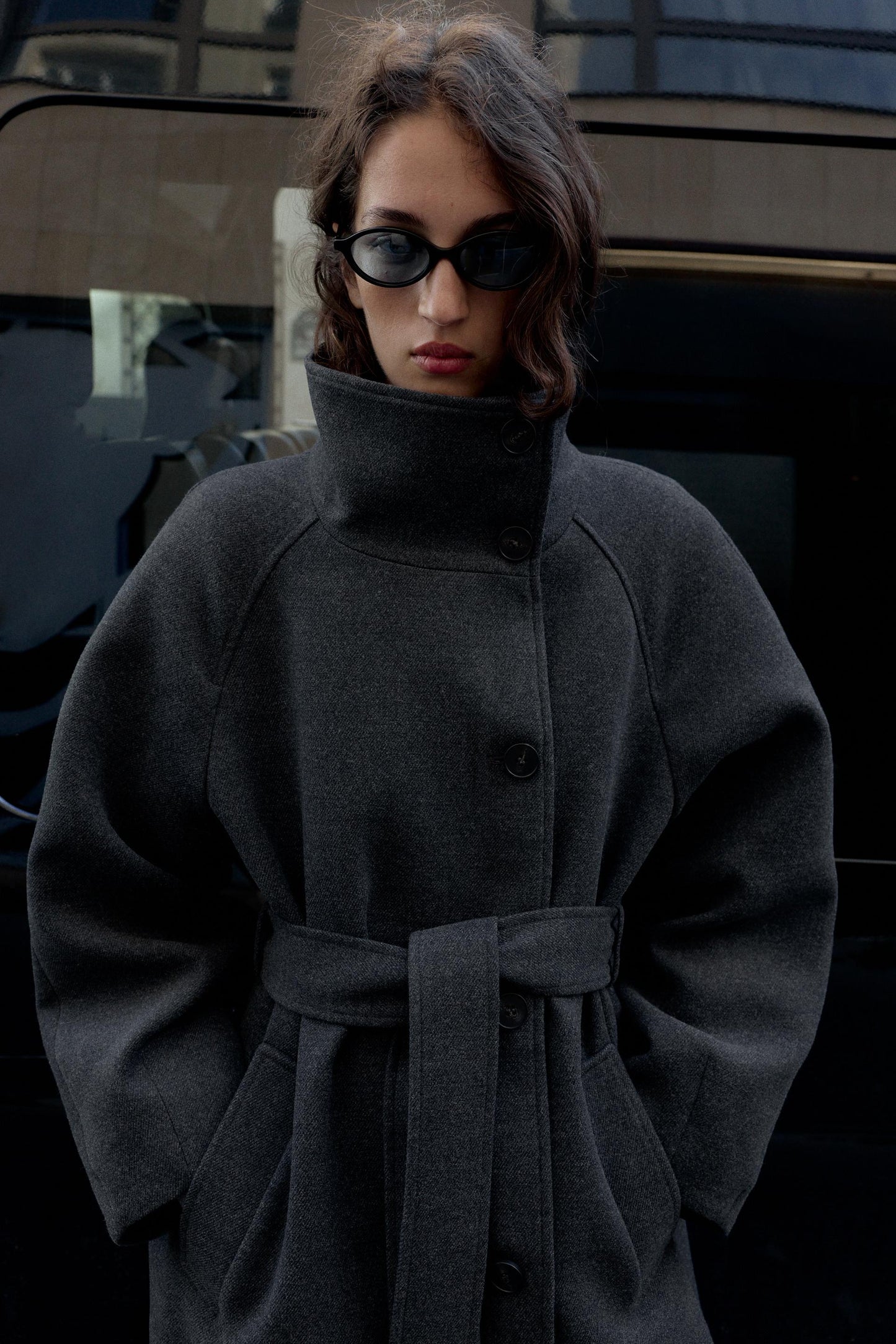 Vellora™ Wool Coat — Sculpt Your Silhouette with Effortless, Weightless Warmth