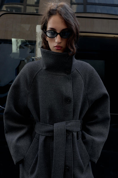 Vellora™ Wool Coat — Sculpt Your Silhouette with Effortless, Weightless Warmth