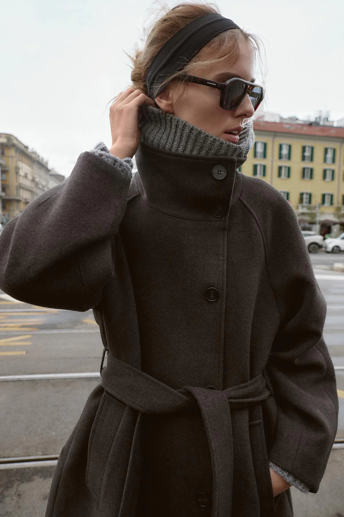 Vellora™ Wool Coat — Sculpt Your Silhouette with Effortless, Weightless Warmth