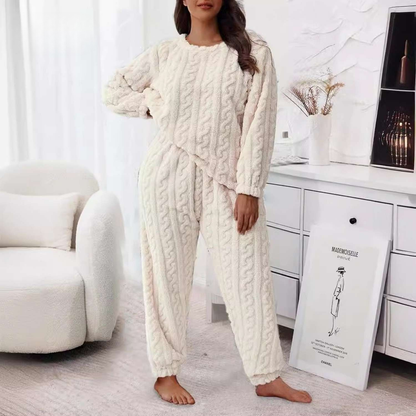 CosyAura™ Pajama Set — Wrap Yourself in Cloud-Like Warmth and Freedom Every Night