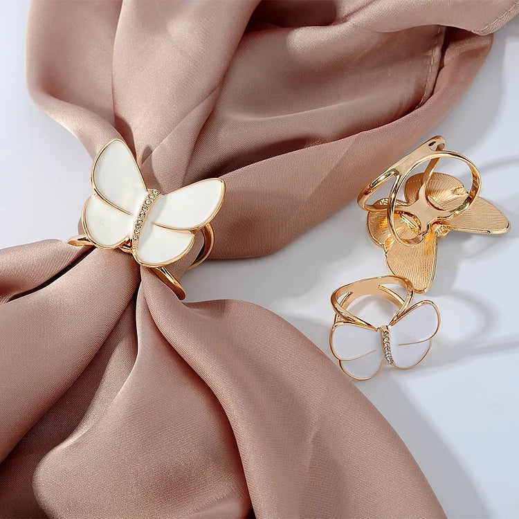 Claspify™ — Lock Your Scarf in Place with Effortless Confidence and Flawless Style