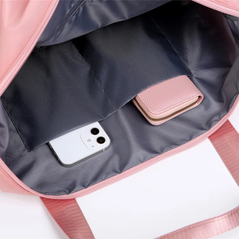 AeroLuxe™ — Travel Light, Move Freely, Own Every Adventure