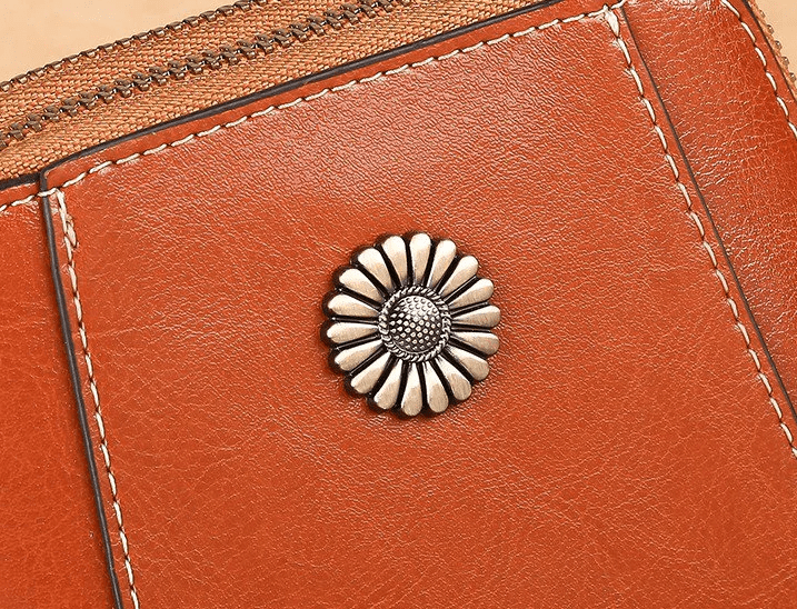 VelaroMist™ Crossbody Bag — Own Timeless Confidence and Effortless Style Every Day