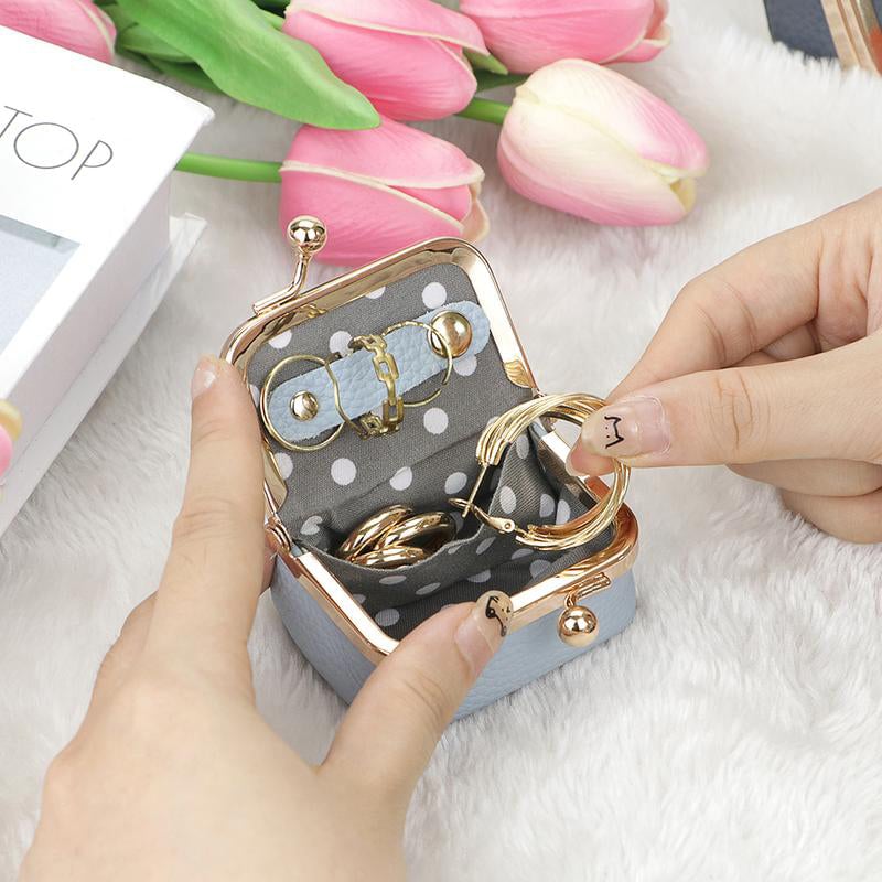 AlluraVault™ — Keep Your Jewelry Flawless, Organized, and Ready to Shine Everywhere You Go