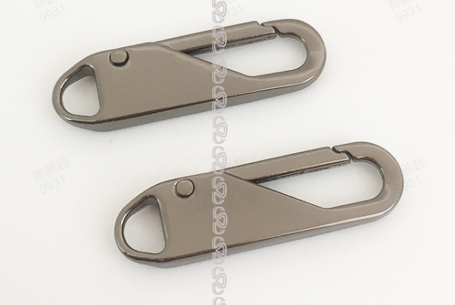 Ziplynx™ — Instantly Rescue Stuck Zippers Without Tools or Stress