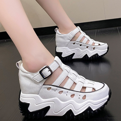 SolaceStride™ — Effortless All-Day Comfort That Sets Your Feet Free