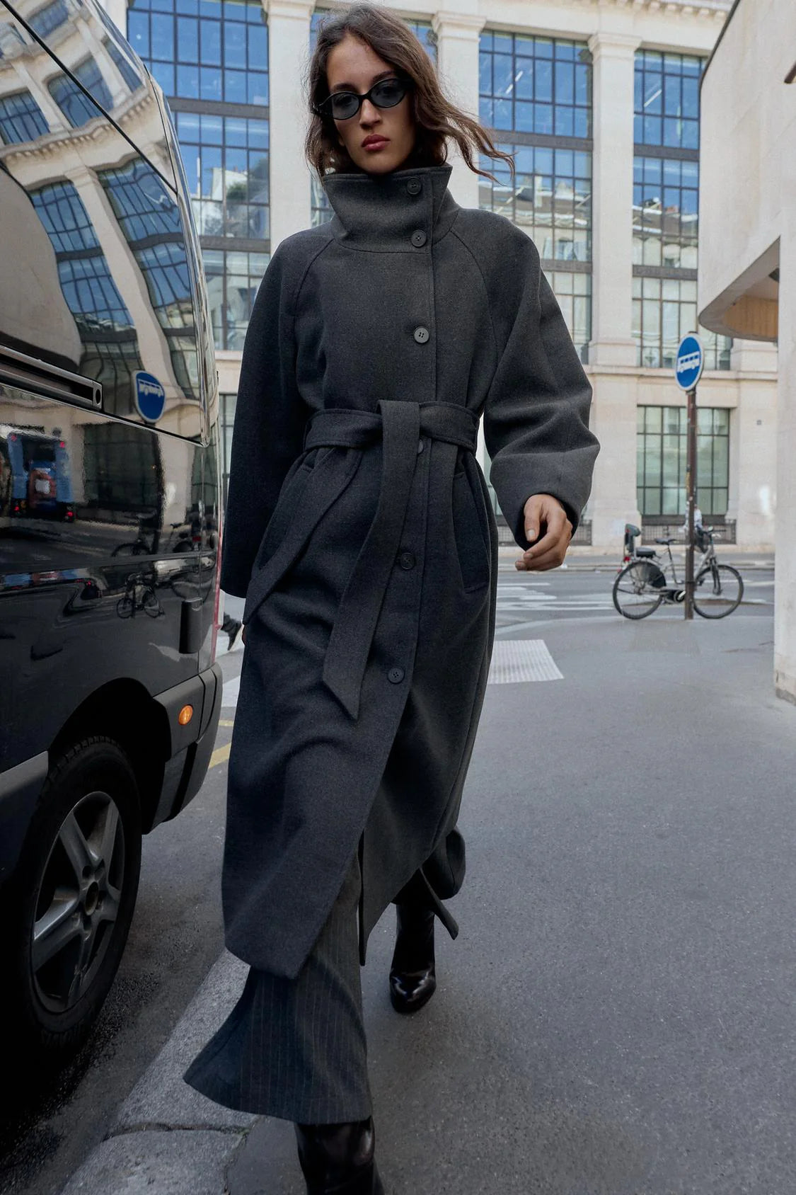 Vellora™ Wool Coat — Sculpt Your Silhouette with Effortless, Weightless Warmth