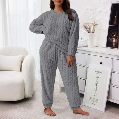 CosyAura™ Pajama Set — Wrap Yourself in Cloud-Like Warmth and Freedom Every Night