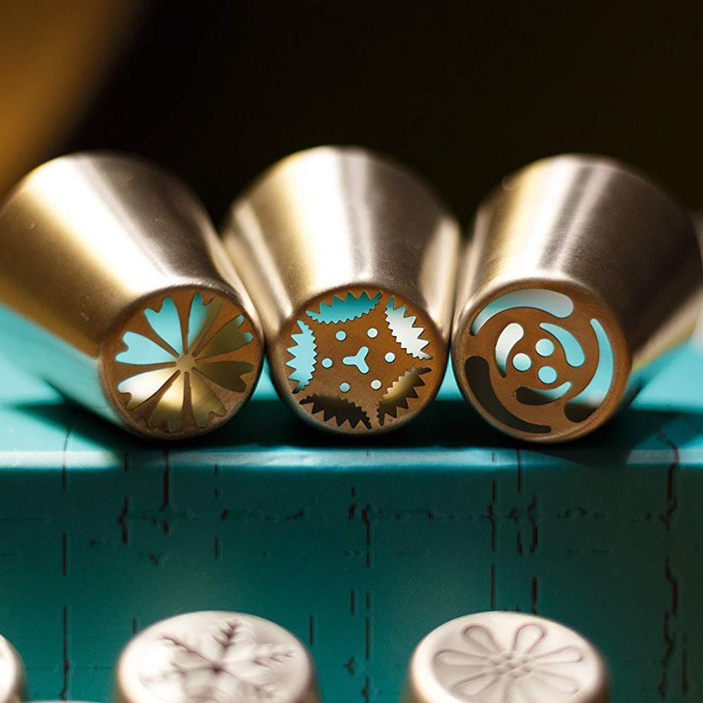 LuminaBloom™ Tulip Nozzle Set — Create Jaw-Dropping Cakes That Steal Every Spotlight