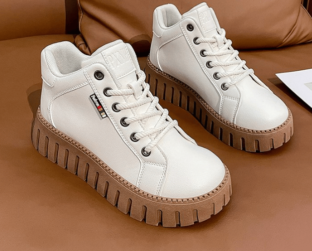 TitanStride™ — Step Into All-Day Confidence and Unstoppable Comfort