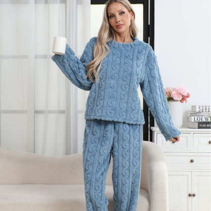 CosyAura™ Pajama Set — Wrap Yourself in Cloud-Like Warmth and Freedom Every Night