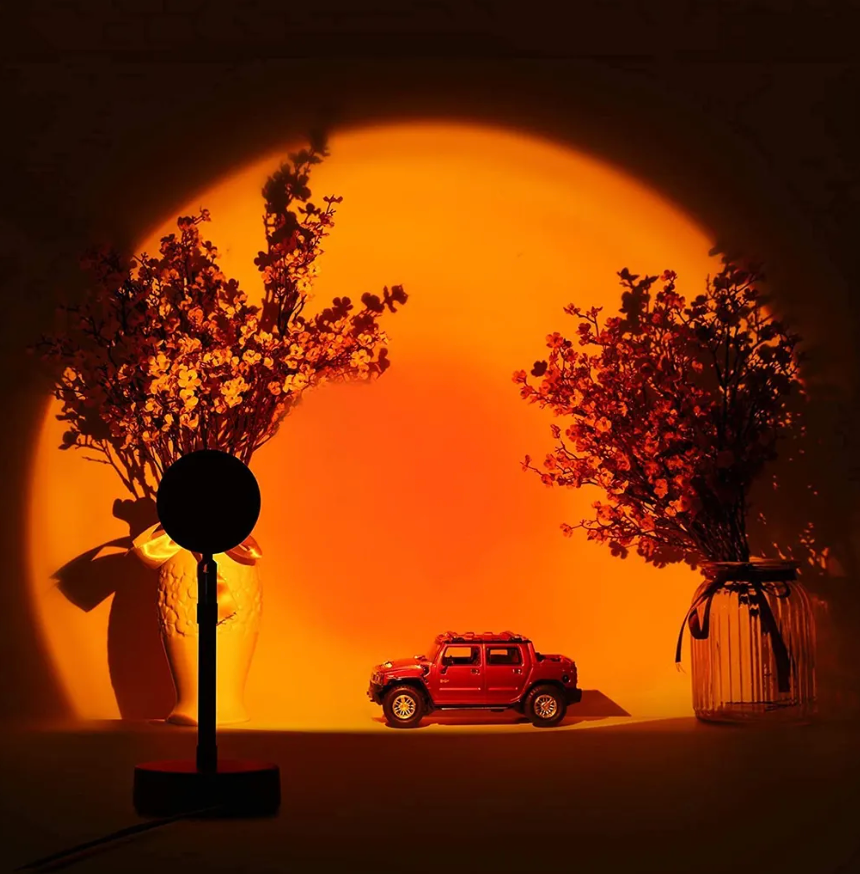 Sunset Lamp | 16 Colors + Remote Control LED Projector Table Lamp - USB Nightstand Lamps