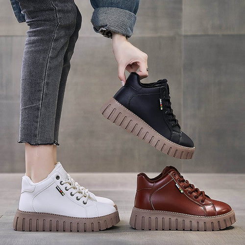 TitanStride™ — Step Into All-Day Confidence and Unstoppable Comfort