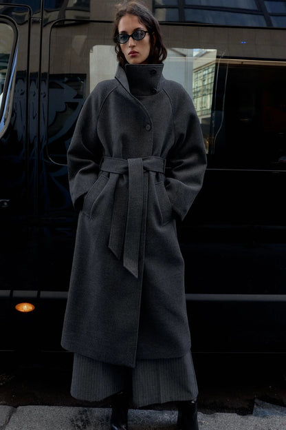 Vellora™ Wool Coat — Sculpt Your Silhouette with Effortless, Weightless Warmth