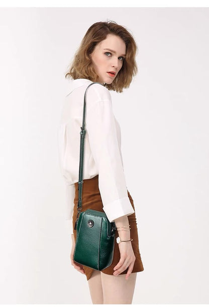 StrideAura™ — Unlock Hands-Free Freedom with Sleek, Effortless Style