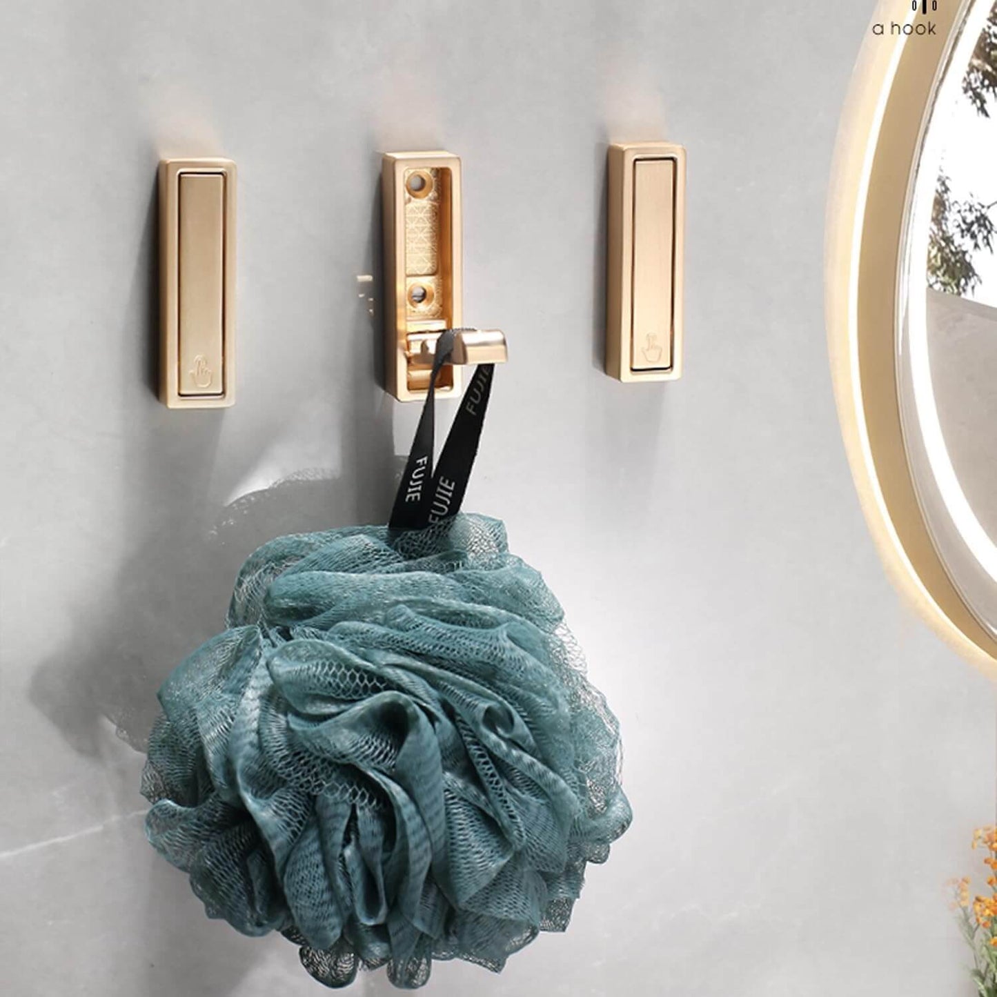 GripFold™ — Instantly Reclaim Your Space with Sleek, Invisible Strength