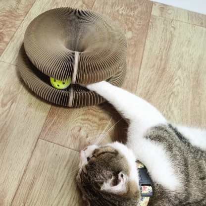 HuntAura™ — Ignite Your Cat’s Energy and Calm with Every Play Session