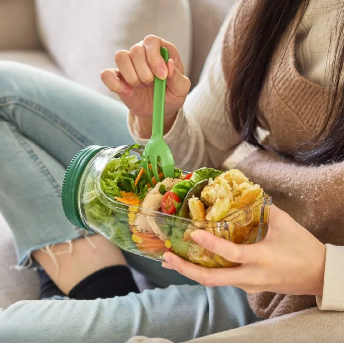 FreshForge™ Meal Pod — Feast on Crunchy, Splash-Free Freshness Wherever Life Takes You