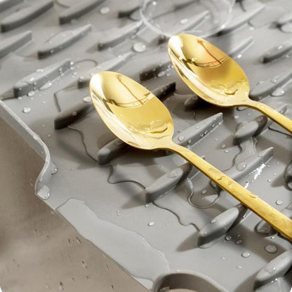 DryDefend™ — Transform Your Kitchen into a Spotless, Stress-Free Sanctuary