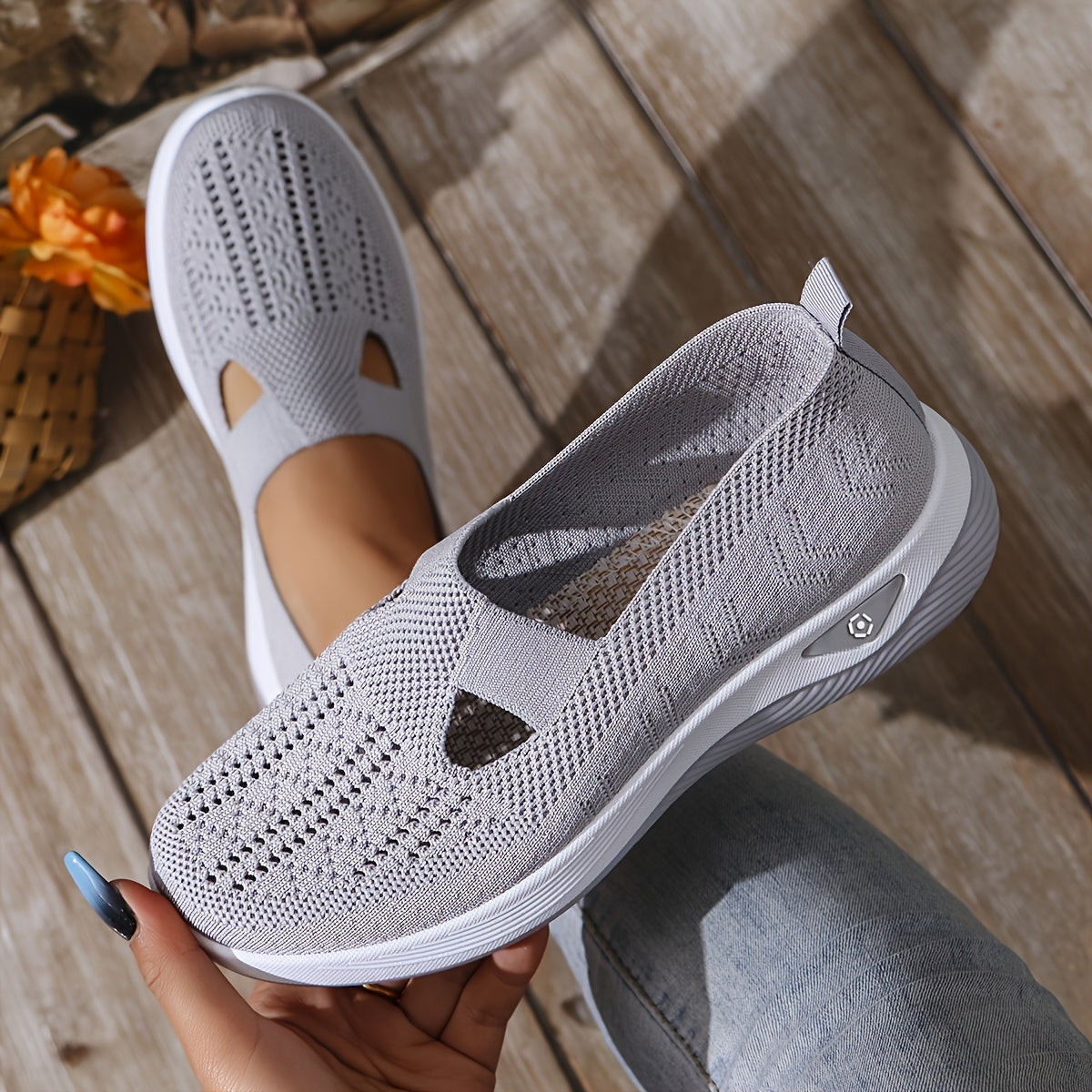 VellaStride™ Sneakers — Unleash All-Day Comfort and Confidence in Every Step