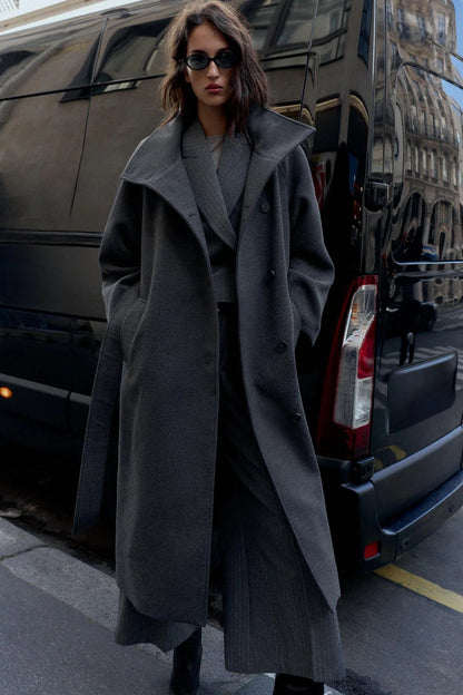 Vellora™ Wool Coat — Sculpt Your Silhouette with Effortless, Weightless Warmth
