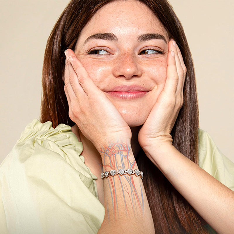 RadiancePulse™ — Ease Stiff Hands in Heart-Link Magnetic Copper You'll Actually Wear