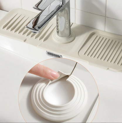 HydraDry™ Silicone Drying Mat — Transform Your Kitchen with Spotless Counters and Lightning-Fast Drying