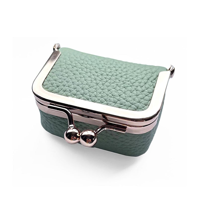 AlluraVault™ — Keep Your Jewelry Flawless, Organized, and Ready to Shine Everywhere You Go